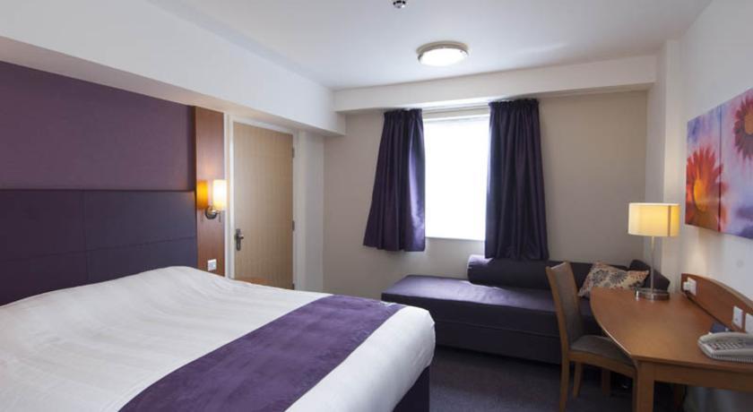 Premier Inn Chester Central - North Eksteriør billede